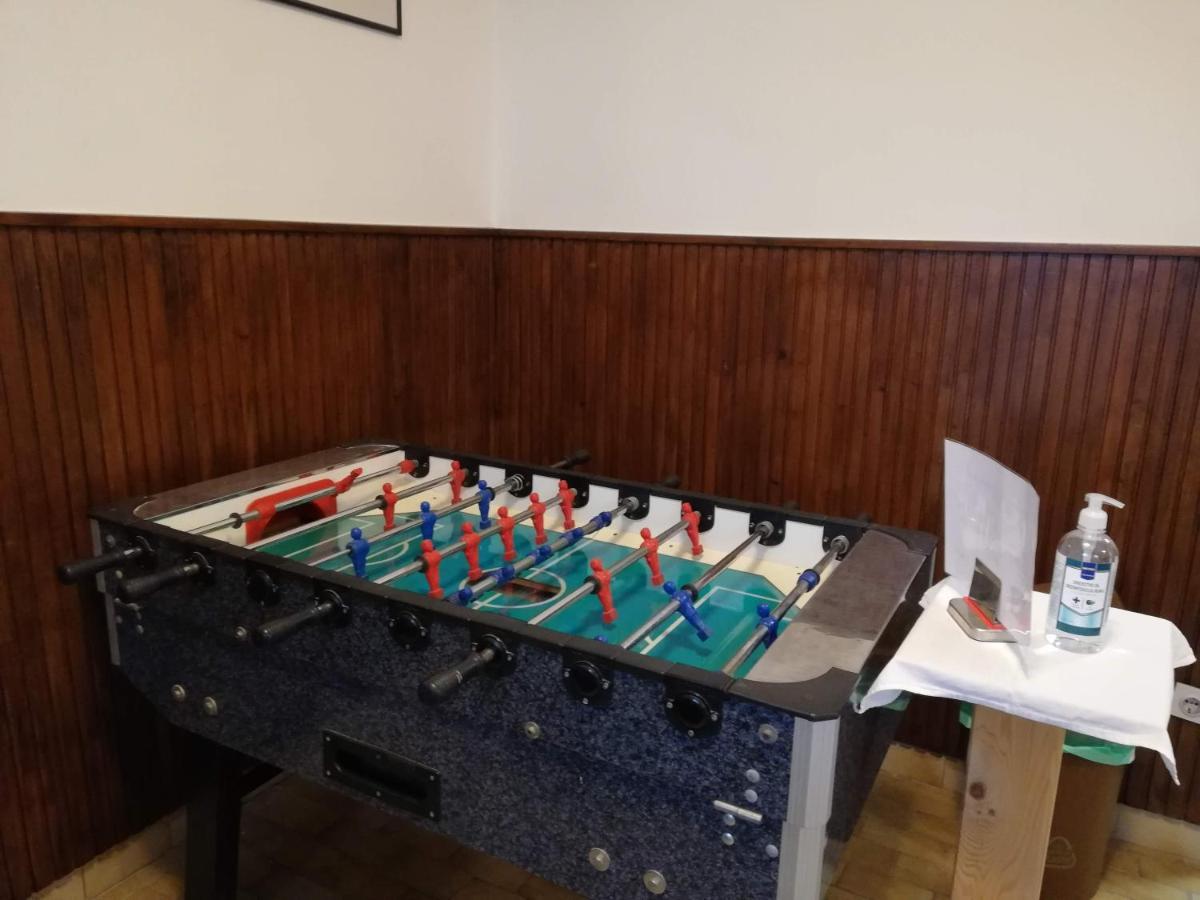 Guesthouse Arnika Fužine エクステリア 写真